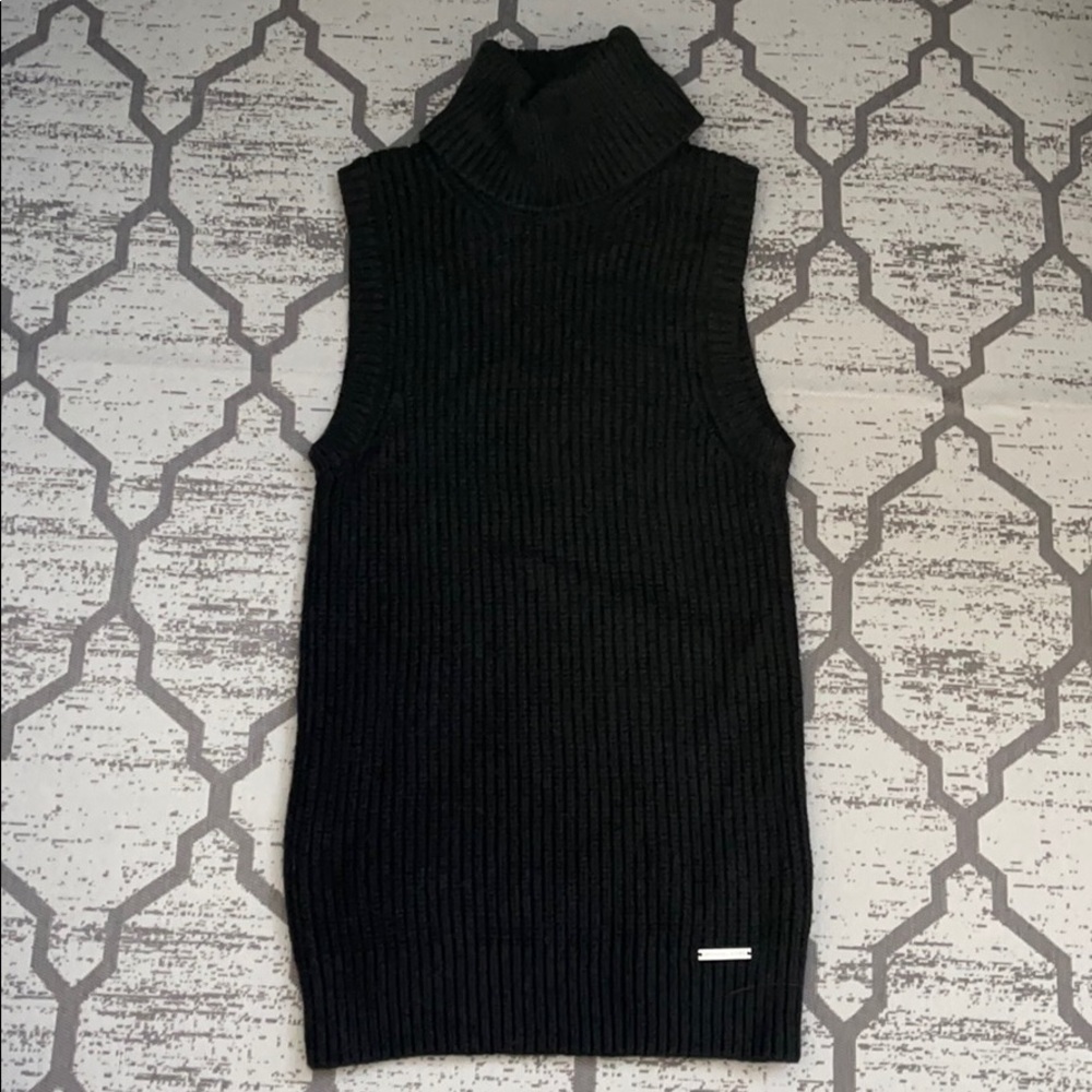 Excellent used condition Michael Kors